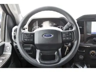 Ford F-150 2022 4x2 XL 4p SuperCrew 5.5 pies SB