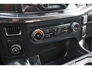 Ford F-150 2022 4x2 XL 4p SuperCrew 5.5 pies SB