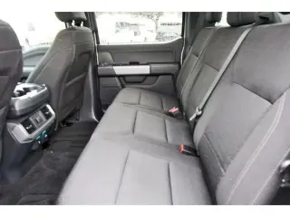 Ford F-150 2025 4x2 XLT 4p SuperCrew 5.5 pies SB