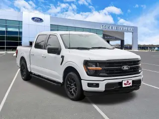 Ford F-150 2025 4x2 XLT 4p SuperCrew 5.5 pies SB