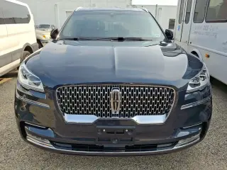 Lincoln Aviator 2023 AWD Reserve SUV 4 puertas