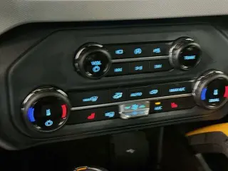 Ford Bronco 2022 4x4 Base Advanced 4dr SUV