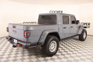Jeep Gladiator 2025 4x4 Mojave 4dr Crew Cab 5.0 ft. SB