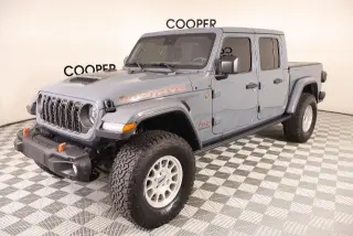Jeep Gladiator 2025 4x4 Mojave 4dr Crew Cab 5.0 ft. SB