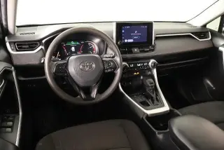 Toyota RAV4 2023 AWD XLE SUV 4 puertas
