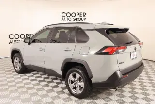 Toyota RAV4 2023 AWD XLE SUV 4 puertas