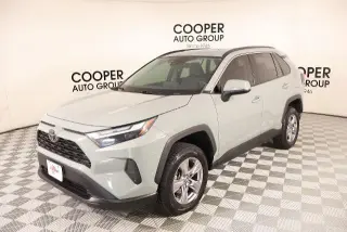 Toyota RAV4 2023 AWD XLE SUV 4 puertas