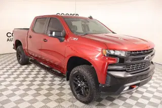 Chevrolet Silverado 1500 2021 4x4 LT Trail Boss Crew Cab 4 puertas, caja corta de 5.8 pies