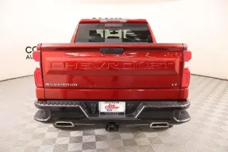 Chevrolet Silverado 1500 2021 4x4 LT Trail Boss Crew Cab 4 puertas, caja corta de 5.8 pies