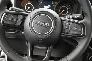 Jeep Wrangler 2025 4x4 Sport 4p SUV