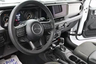 Jeep Wrangler 2025 4x4 Sport 4p SUV