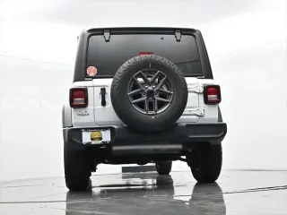 Jeep Wrangler 2025 4x4 Sport 4p SUV
