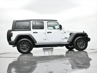 Jeep Wrangler 2025 4x4 Sport 4p SUV