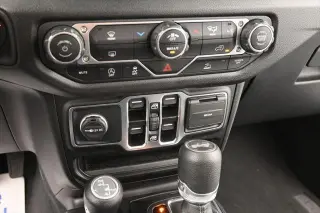 Jeep Wrangler 2025 4x4 Sport 4p SUV