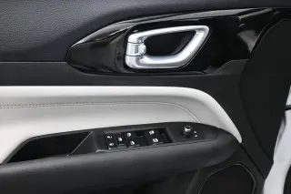Jeep Compass 2025 4x4 Limited SUV de 4 puertas