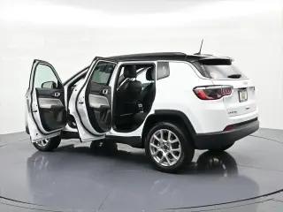 Jeep Compass 2025 4x4 Limited SUV de 4 puertas