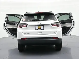 Jeep Compass 2025 4x4 Limited SUV de 4 puertas