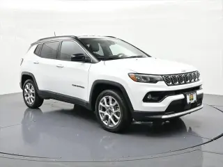 Jeep Compass 2025 4x4 Limited SUV de 4 puertas