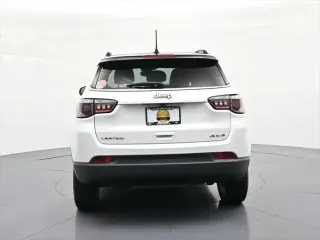 Jeep Compass 2025 4x4 Limited SUV de 4 puertas