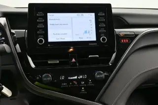 Toyota Camry 2024 SE Sedán de 4 puertas