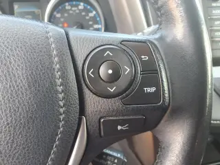 Toyota RAV4 2017 AWD Limited 4p SUV