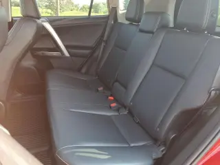 Toyota RAV4 2017 AWD Limited 4p SUV
