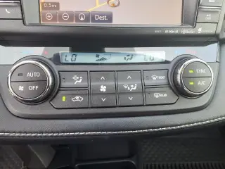 Toyota RAV4 2017 AWD Limited 4p SUV