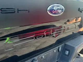 Ford F-150 2020 4x4 Raptor 4dr SuperCrew 5.5 ft. SB