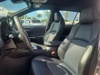Toyota RAV4 Híbrido 2023 AWD XSE SUV 4 puertas