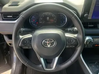Toyota RAV4 Híbrido 2023 AWD XSE SUV 4 puertas