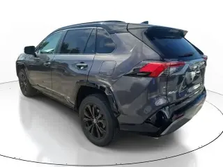 Toyota RAV4 Híbrido 2023 AWD XSE SUV 4 puertas