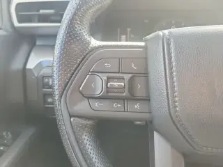 Toyota Tacoma 2024 4x4 SR5 4 puertas Doble Cabina 5.0 ft SB