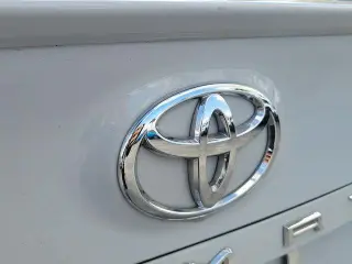 Toyota Camry 2024 SE 4 puertas Sedán
