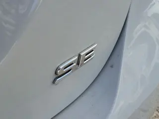 Toyota Camry 2024 SE 4 puertas Sedán