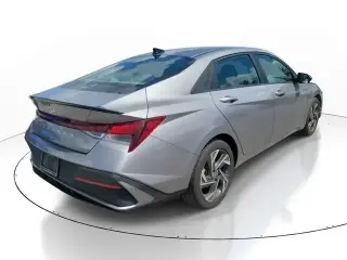 Hyundai ELANTRA 2025 SEL Sport 4dr Sedán