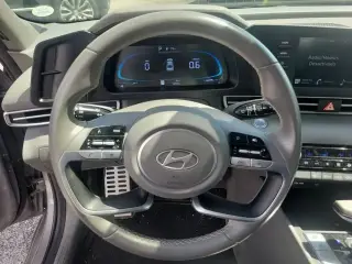 Hyundai ELANTRA 2025 SEL Sport 4dr Sedán