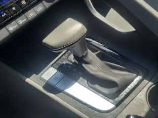Hyundai ELANTRA 2025 SEL Sport 4dr Sedán