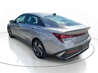 Hyundai ELANTRA 2025 SEL Sport 4dr Sedán