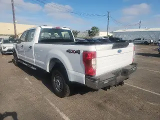 Ford F-250 Super Duty 2022 4x4 XL Cabina Extendida 4p 6.8 ft. SB Camion