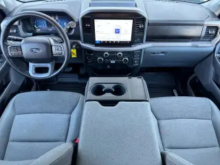 Ford F-150 2025 4x4 XLT 4p SuperCrew 5.5 ft. SB