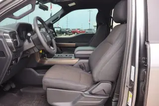 Ford F-150 2025 4x4 STX 4p SuperCab 5.5 pies SB