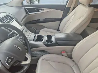 Lincoln MKX 2018 Premiere 4p SUV