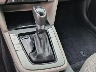 Hyundai ELANTRA 2018 Limited 4p Sedán (EE. UU.)