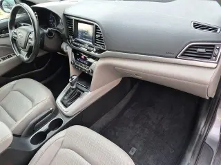 Hyundai ELANTRA 2018 Limited 4p Sedán (EE. UU.)