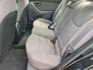 Hyundai ELANTRA 2015 SE 4p Sedan 6M