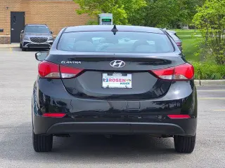 Hyundai ELANTRA 2015 SE 4p Sedan 6M