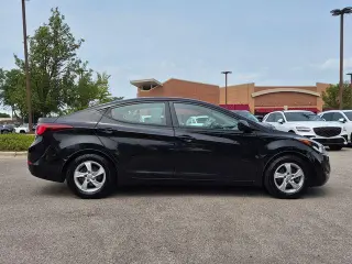 Hyundai ELANTRA 2015 SE 4p Sedan 6M