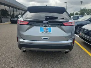 Ford Edge 2023 AWD Titanium 4p Crossover