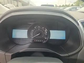 Ford Edge 2023 AWD Titanium 4p Crossover