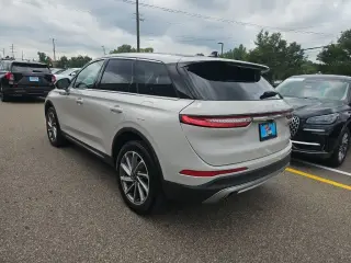 Lincoln Corsair 2024 AWD Premiere 4p SUV